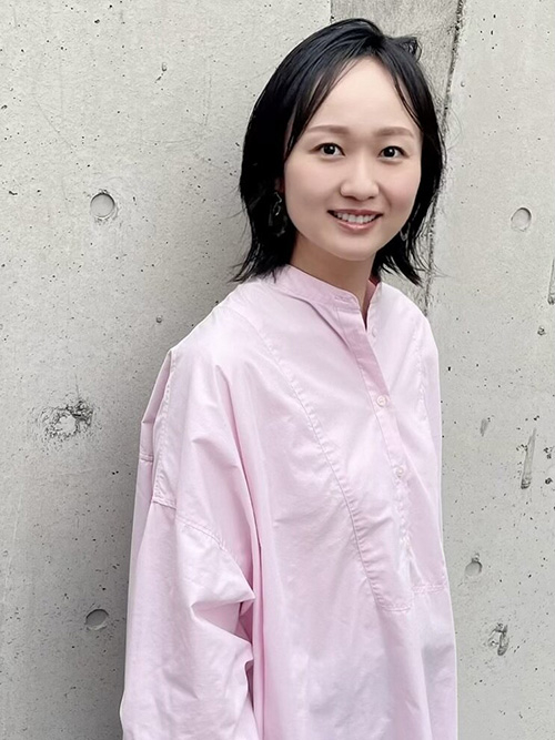 新井 亜紀